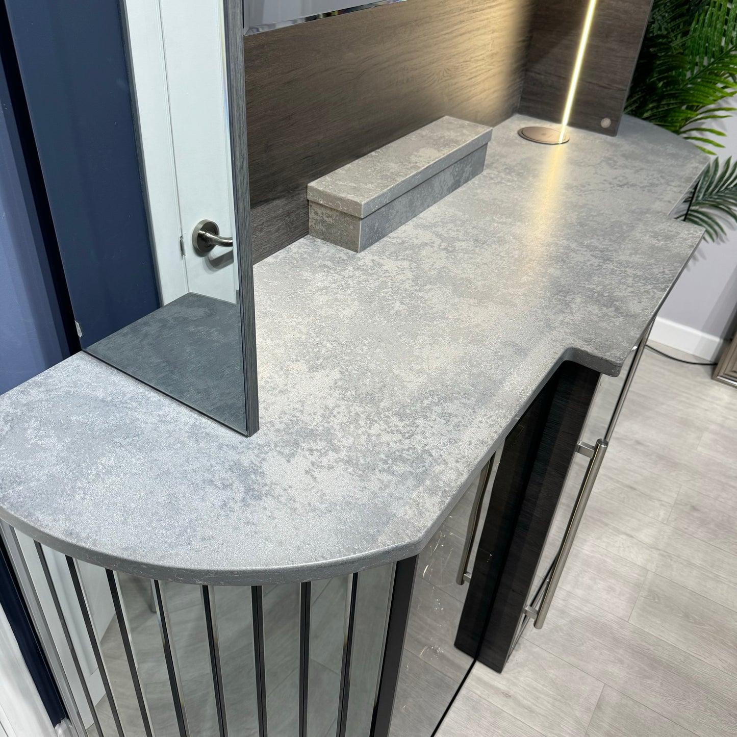 The Curvature - Smoke Mirror & Grey Wood Texture Wall Bar
