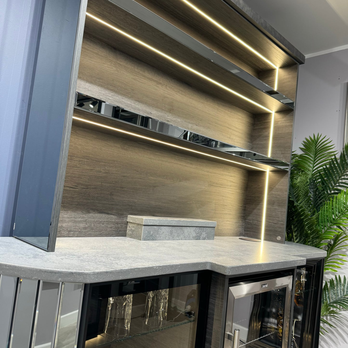 The Curvature - Smoke Mirror & Grey Wood Texture Wall Bar