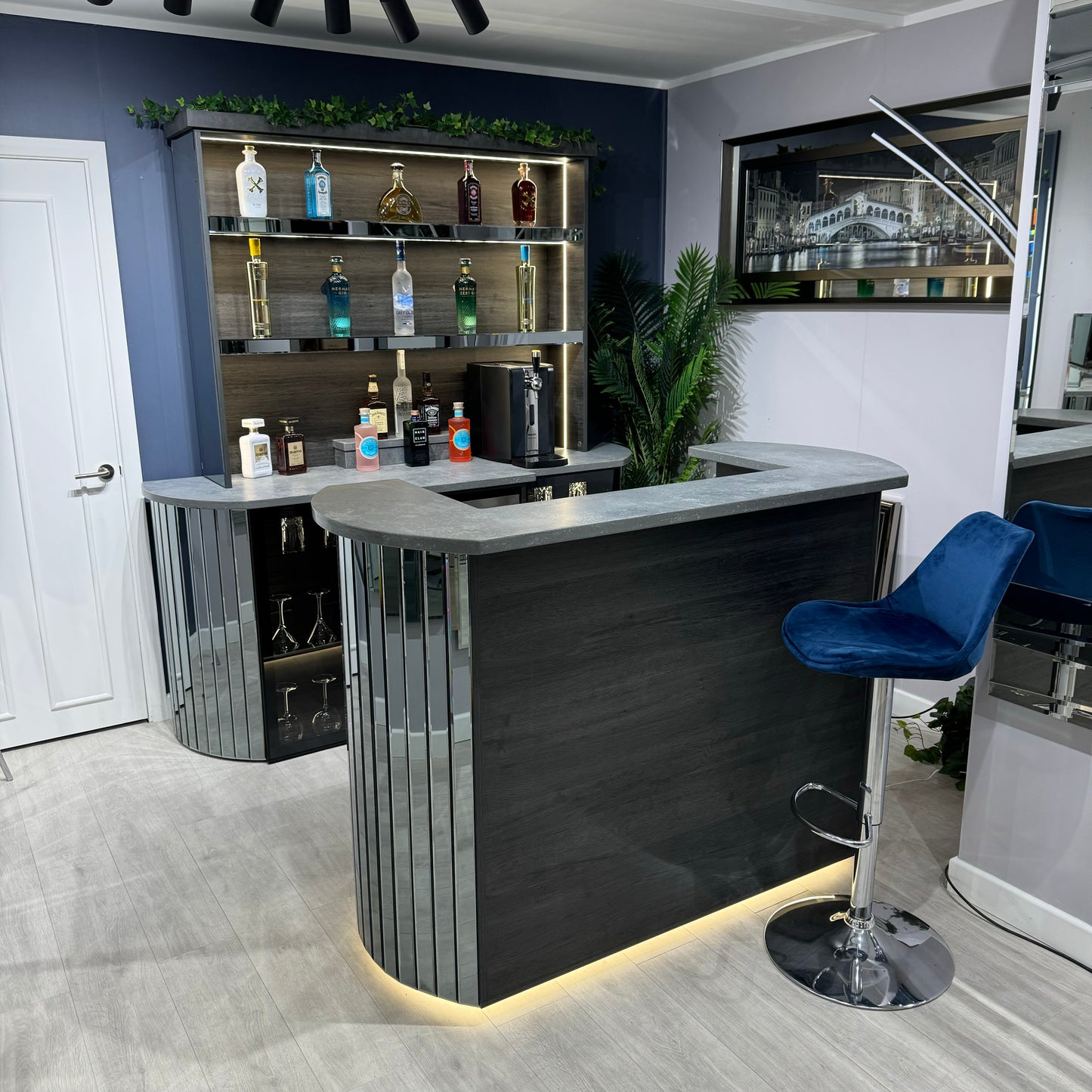 The Curvature - Smoke Mirror & Grey Wood Texture Wall Bar