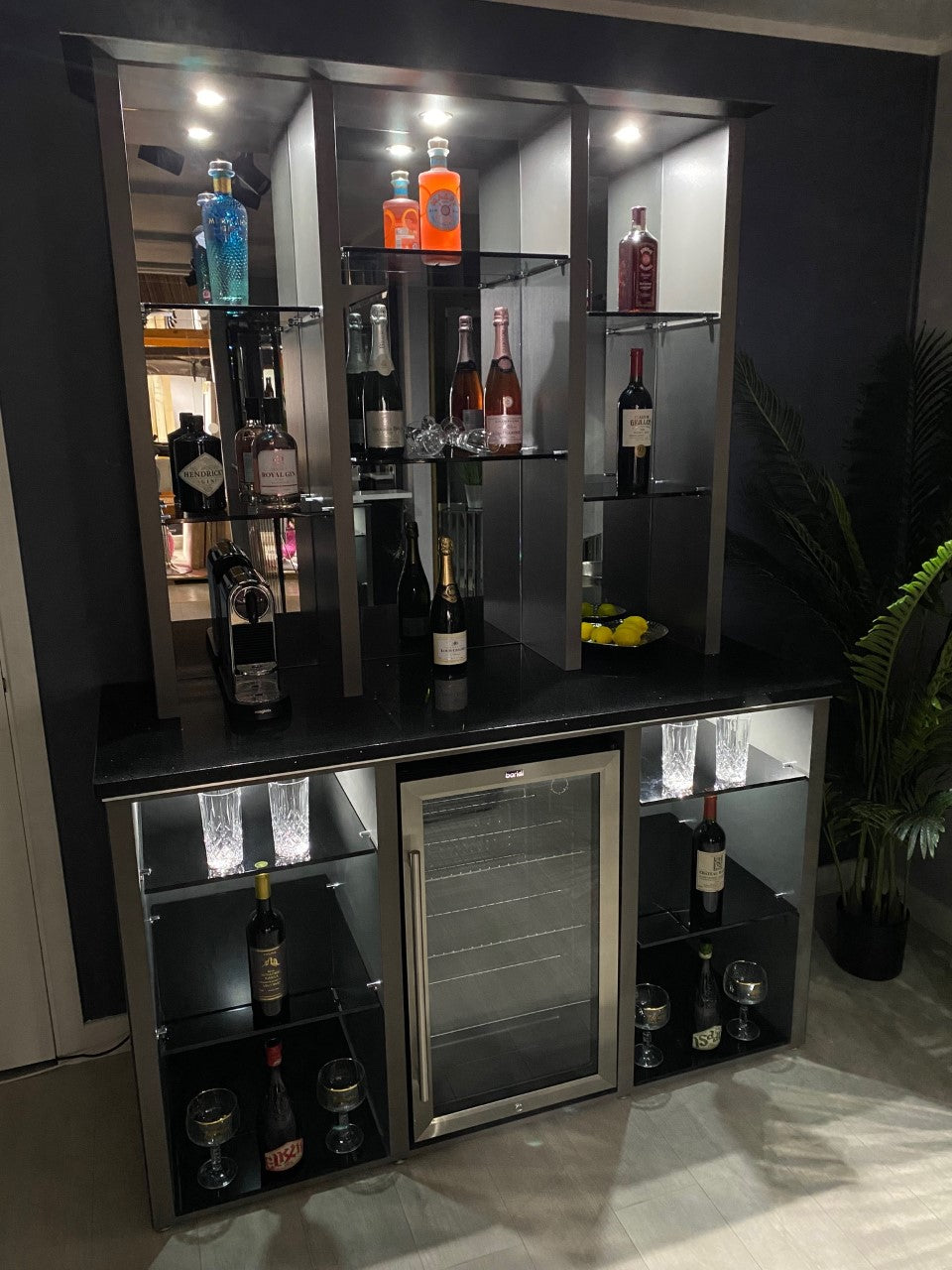 Neptune Grey - Smoke Mirror Standalone & Wall Bar Set