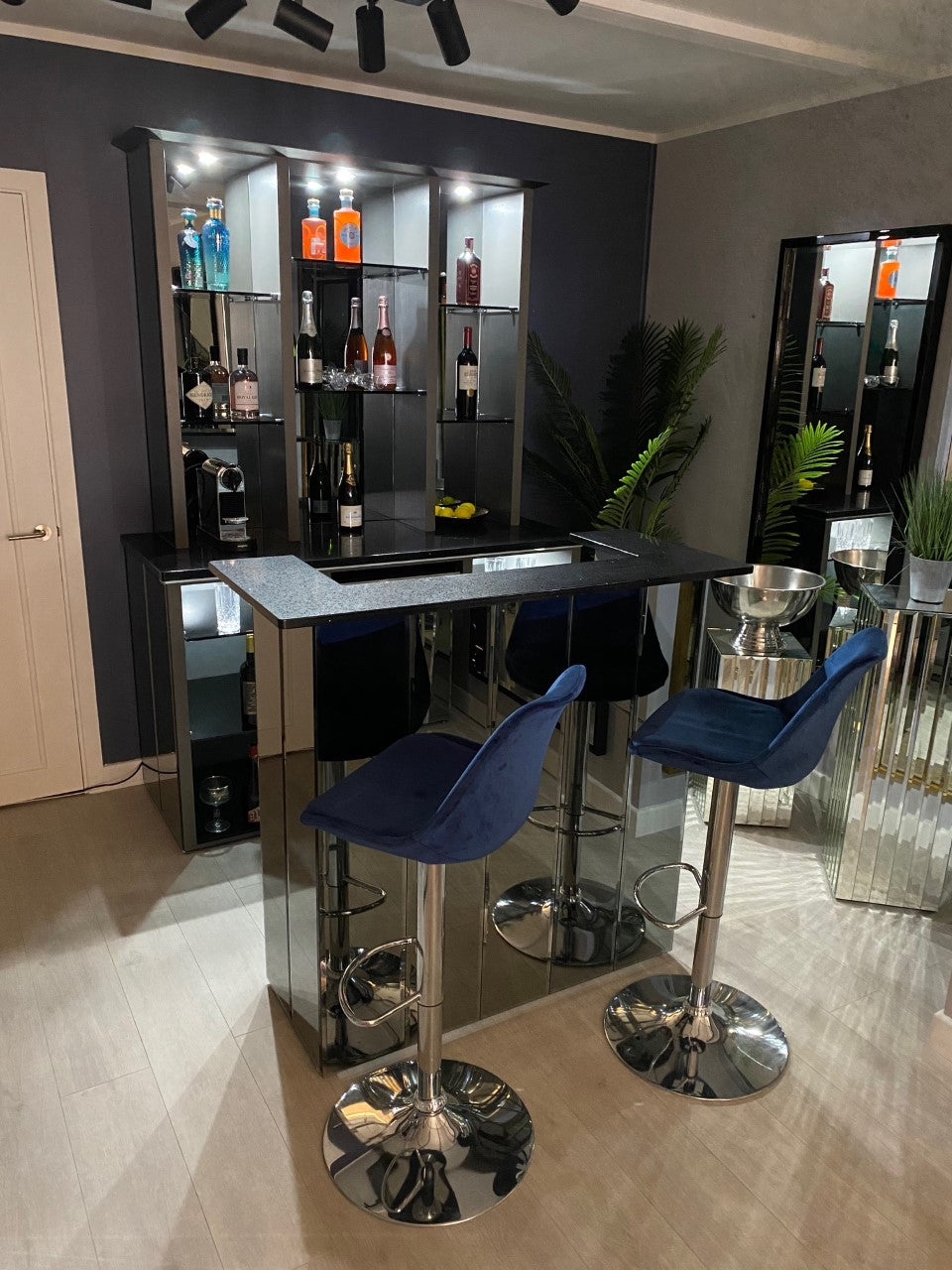 Neptune Grey - Smoke Mirror Standalone & Wall Bar Set