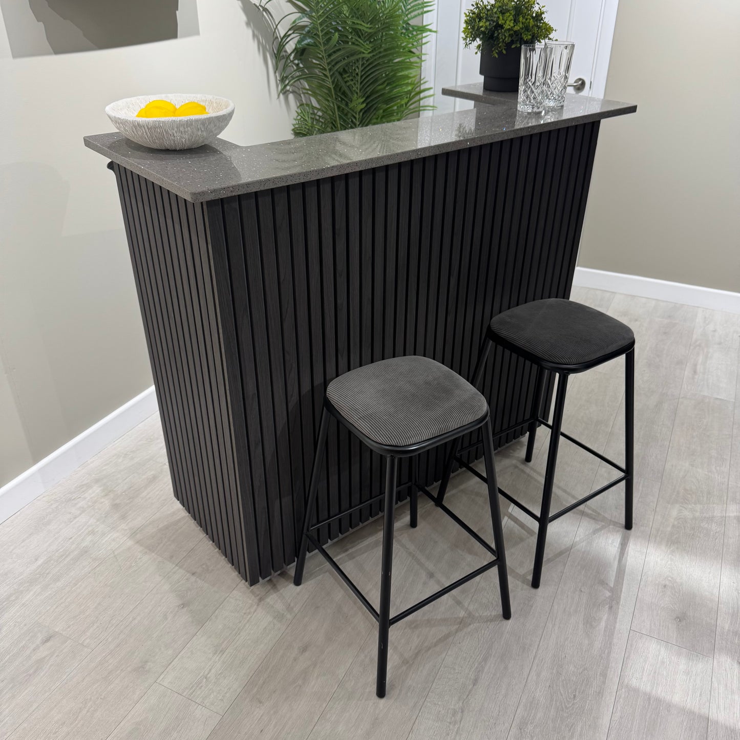 Studio Black & Grey Slat Home Bar with Grey Sparkle Quartz Worktop