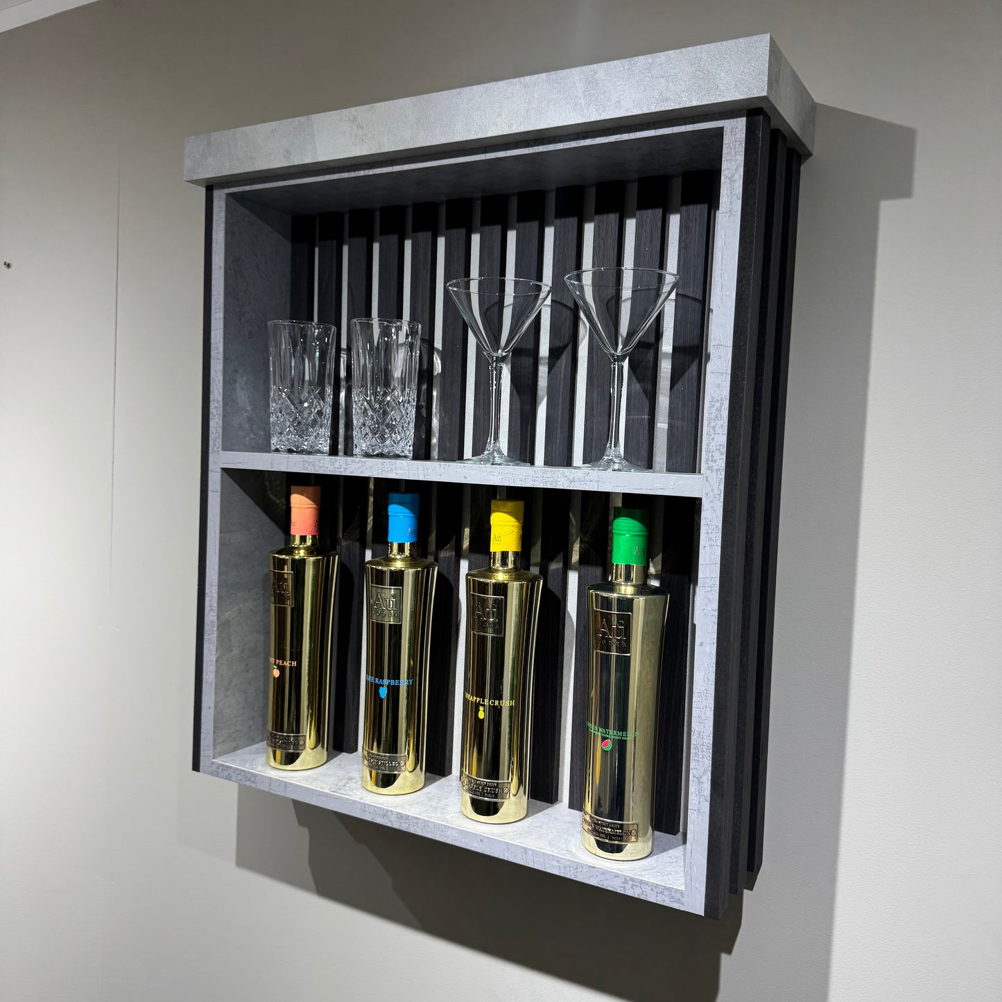 Studio Black & Grey Slat Home Bar with Grey Sparkle Quartz Worktop