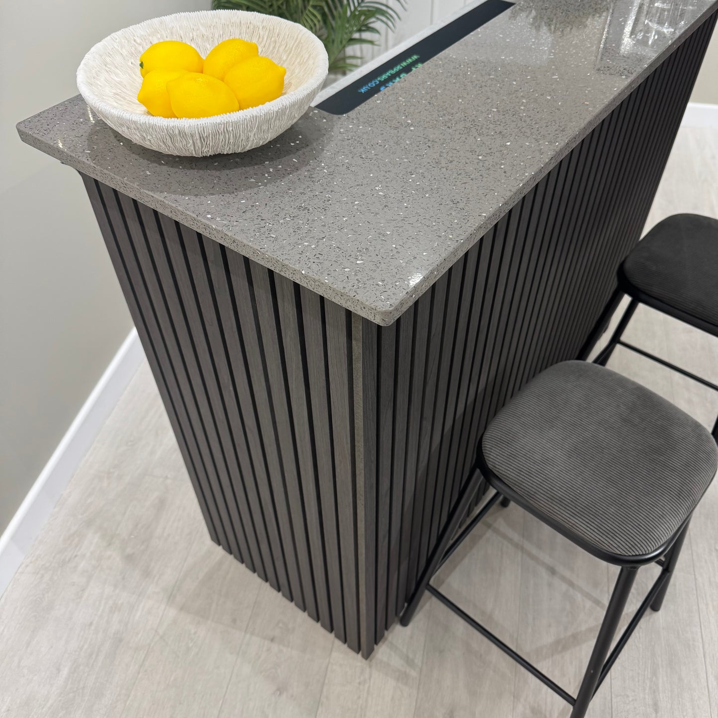 Studio Black & Grey Slat Home Bar with Grey Sparkle Quartz Worktop