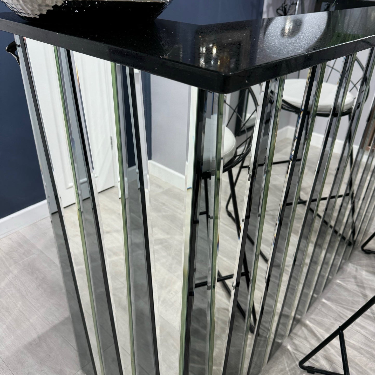 Shard Grey & Silver - Mirror with Black Sparkle Quartz Worktop Home Bar