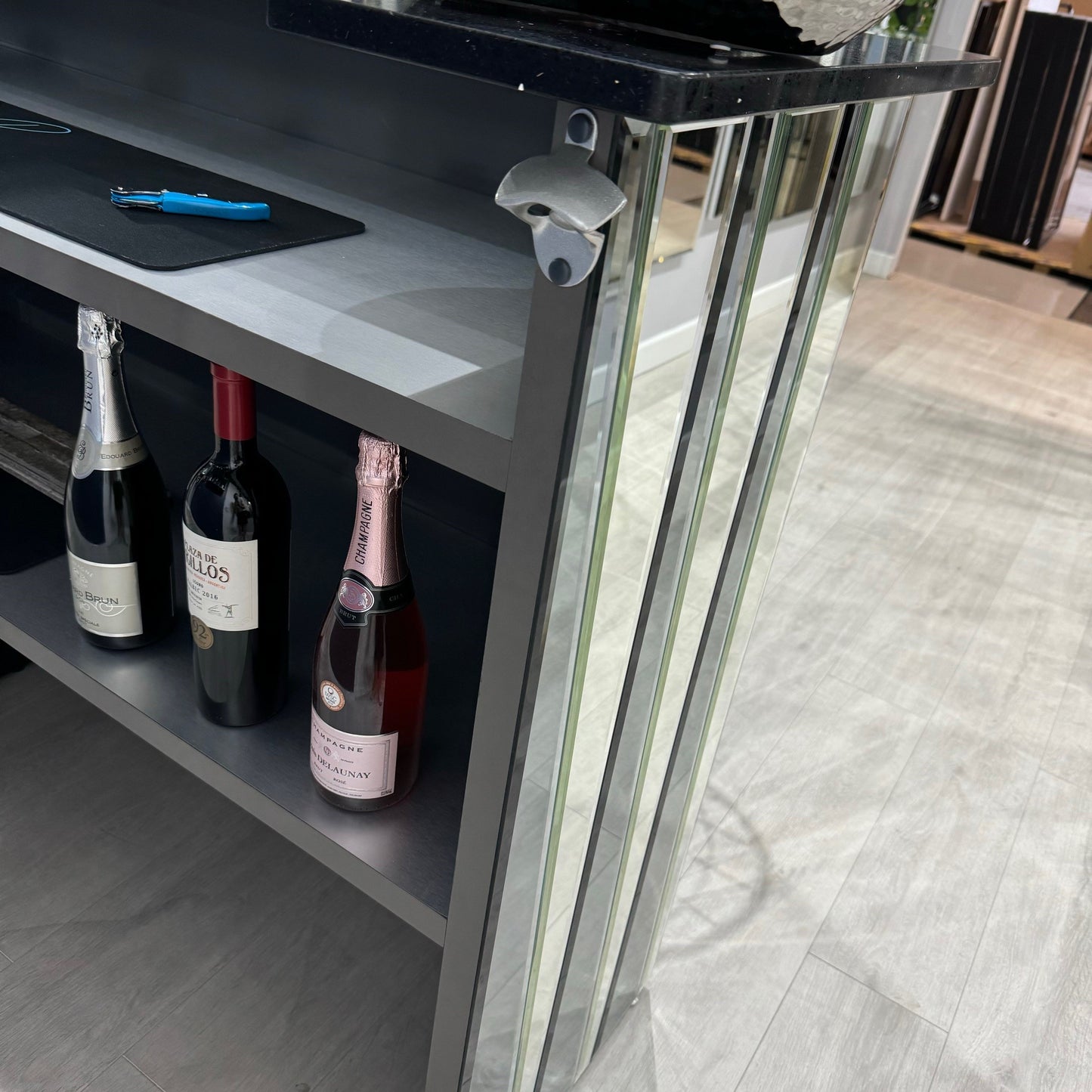 Shard Grey & Silver - Mirror with Black Sparkle Quartz Worktop Home Bar